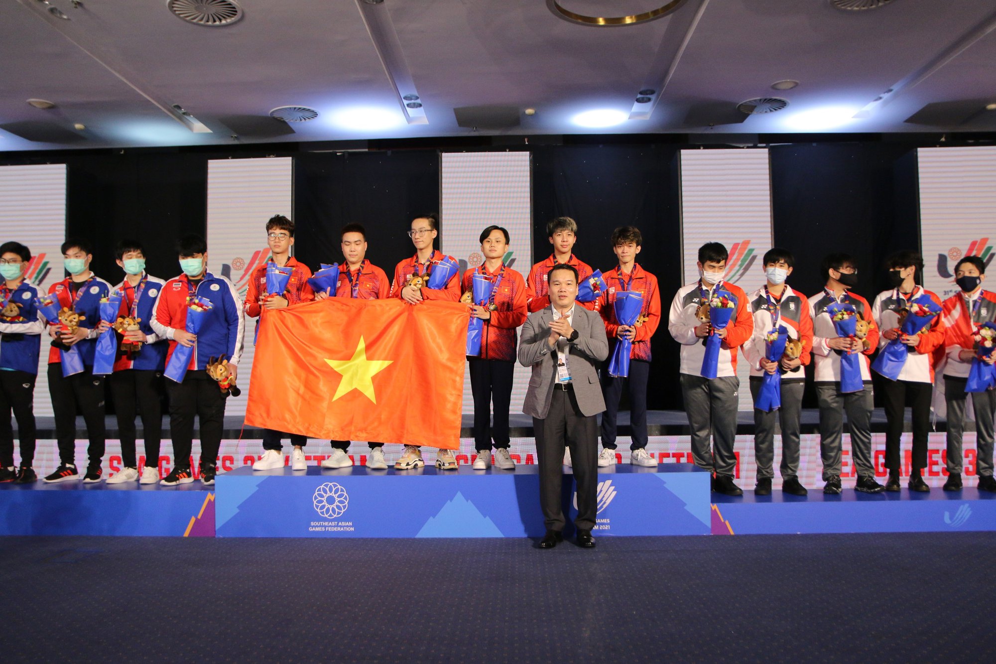 Đội tuyển LMHT: Tốc Chiến mang về HCV lịch sử cho Esports Việt Nam ở SEA Games 31 - Ảnh 7.