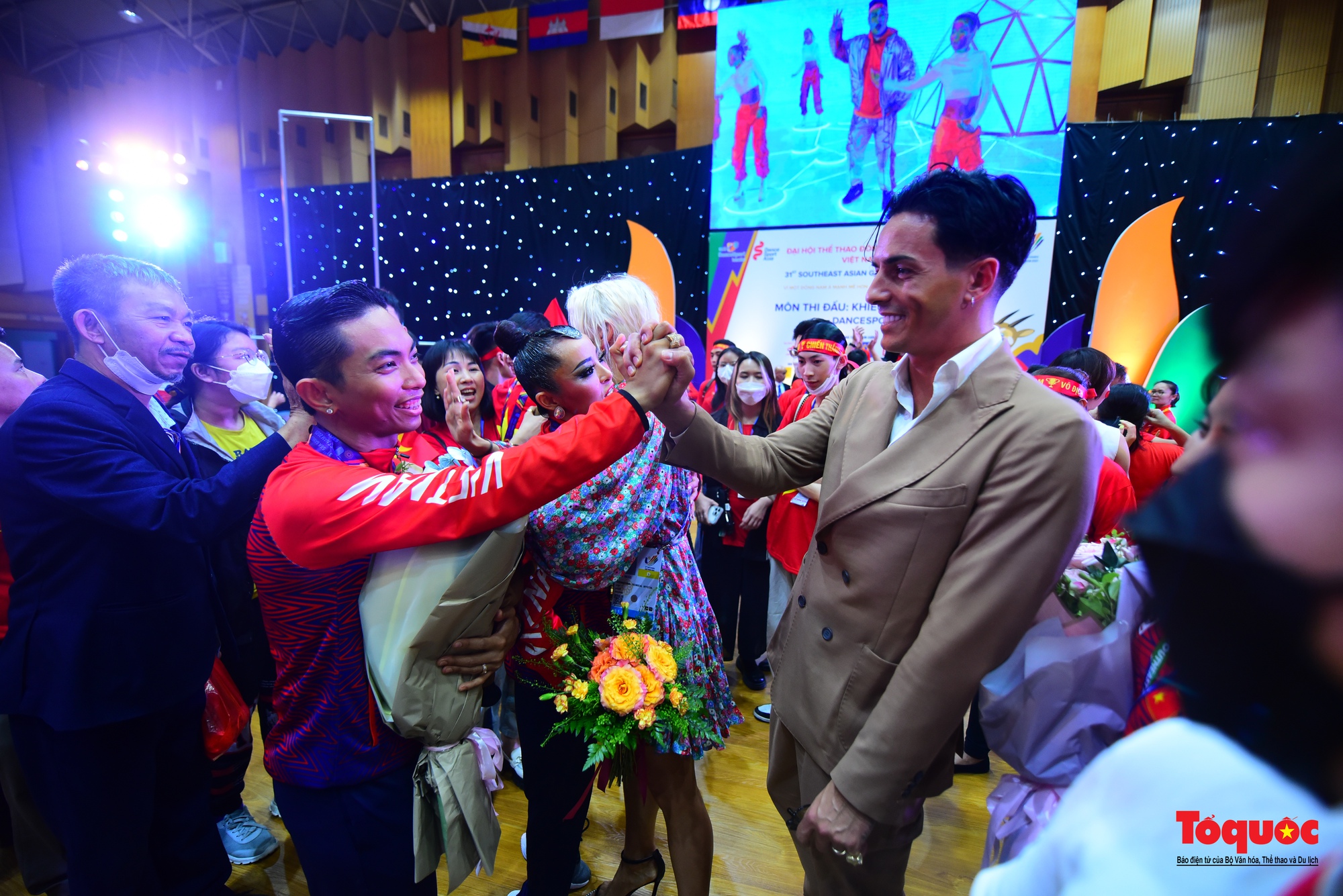 SEA Games 31: Dance Sport Việt Nam liên tục &quot;gặt vàng' trong ngày ra quân - Ảnh 20.