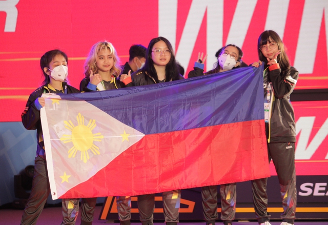 Hiên ngang bước vào Chung kết, đội tuyển Tốc Chiến nữ Việt Nam quyết tâm trở thành những cô gái vàng - Ảnh 3.