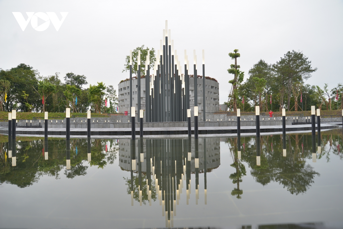 Chủ tịch nước Dự Lễ khánh thành Đền thờ liệt sĩ tại chiến trường Điện Biên Phủ - Ảnh 2.