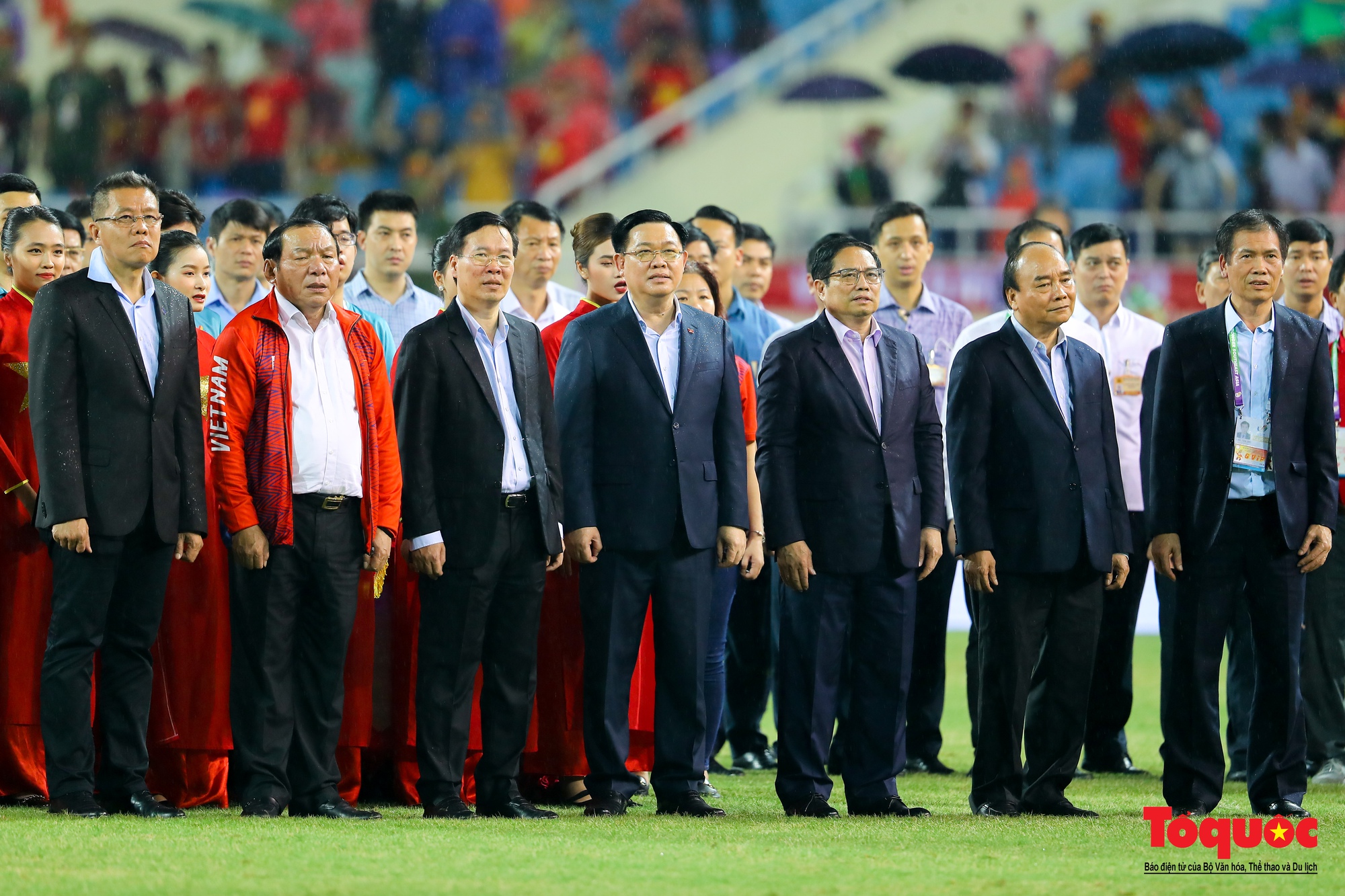 Chùm ảnh: Nhìn lại khoảng khắc đẹp của trận chung kết bóng đá Nam SEA Games 31 - Ảnh 27.
