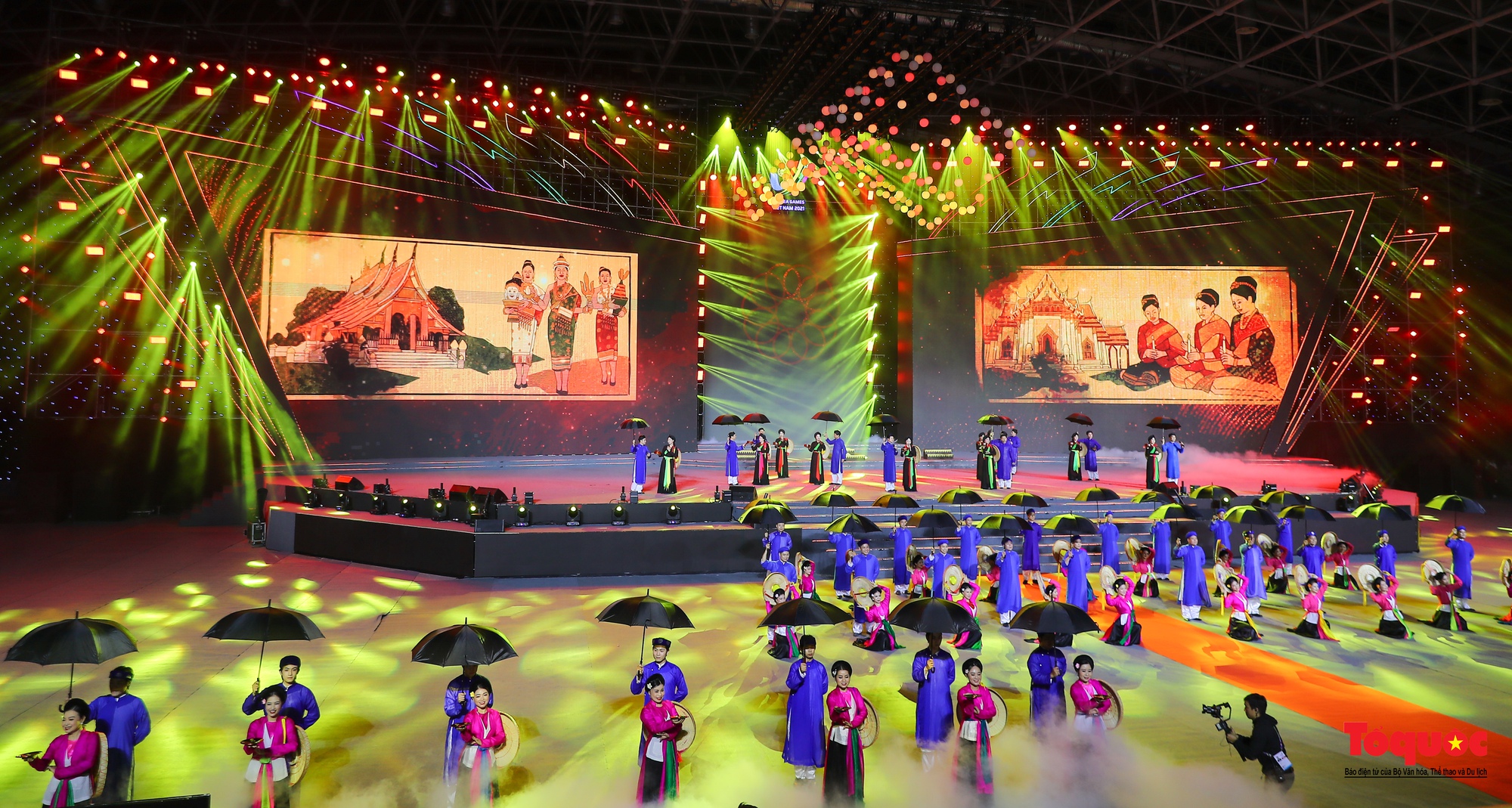 Lễ bế mạc SEA Games 31: Ngập tràn âm nhạc và màu sắc văn hóa - Lời chào tạm biệt từ Việt Nam - Ảnh 33.