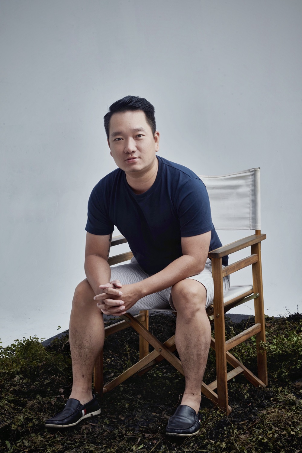 Đạo diễn Trần Hữu Tấn làm phim Tết ở làng Địa Ngục - Ảnh 1.