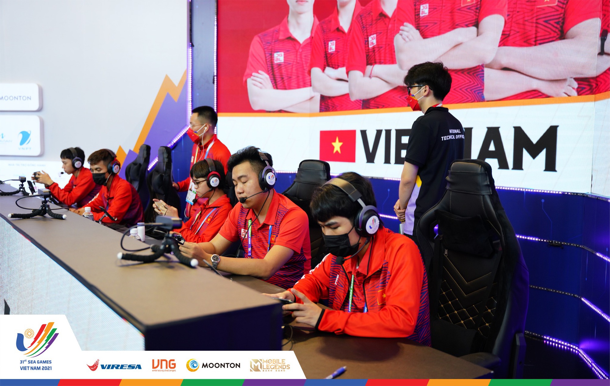 Hành trình khó quên của tựa game MOBA hấp dẫn bậc nhất ĐNÁ tại SEA Games 31 - Ảnh 2.