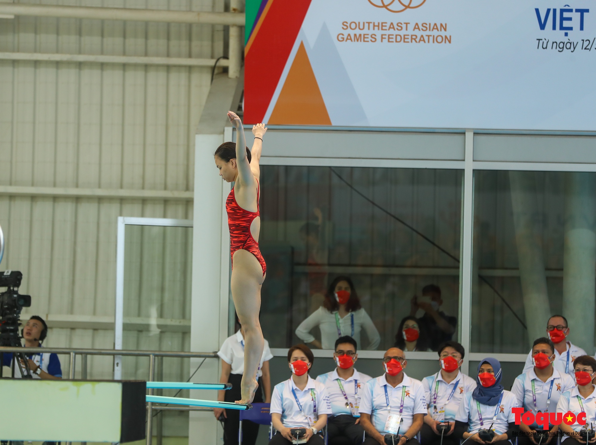 Những hình ảnh ấn tượng tại chung kết môn nhảy cầu SEA Games 31 - Ảnh 2.