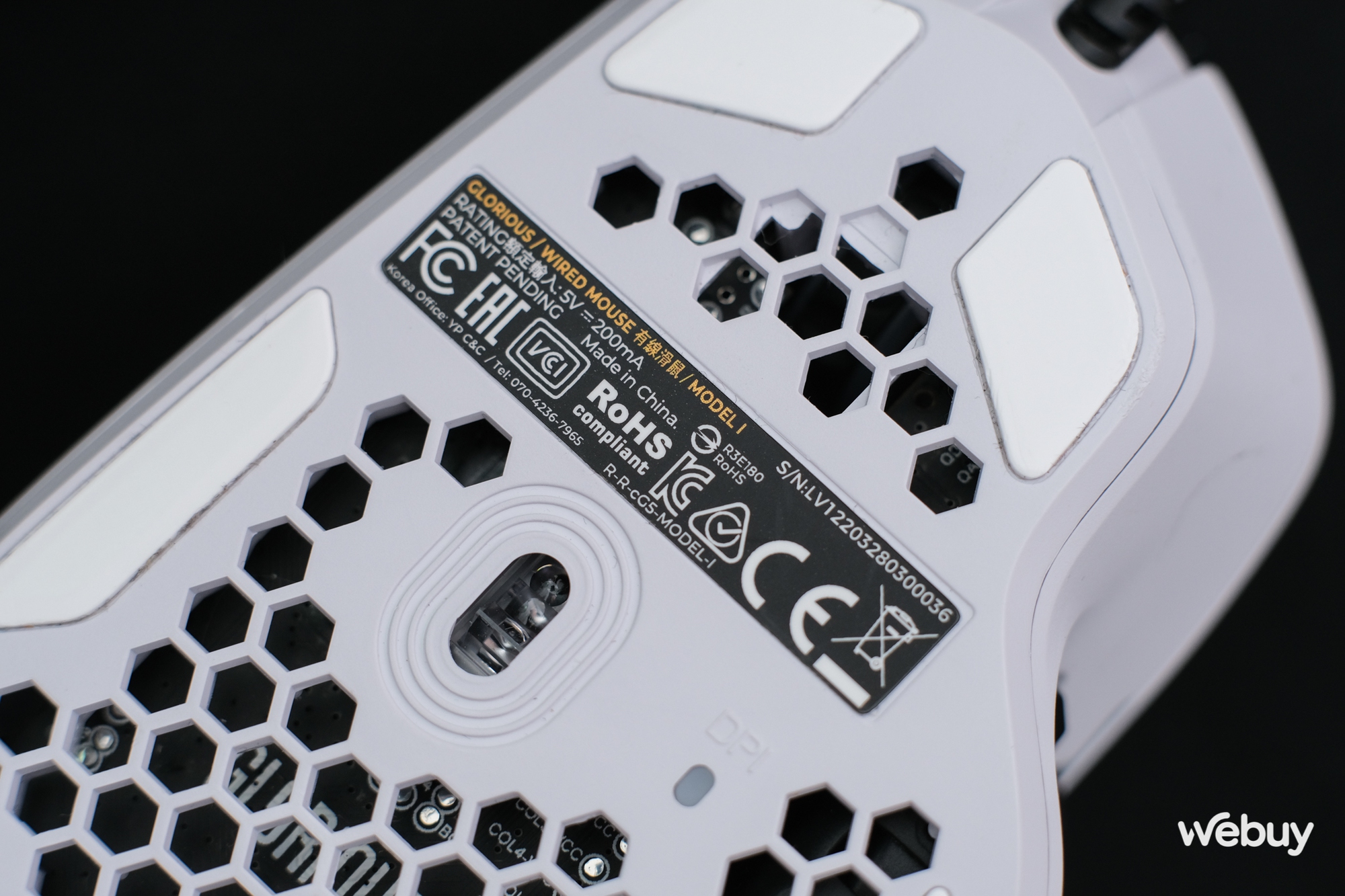 Trên tay Glorious Model I: Chuột gaming công thái học nhiều nút bấm, giá dưới 1.5 triệu đồng và không dành cho người... sợ lỗ - Ảnh 17. Trên tay Glorious Model I: Chuột gaming công thái học nhiều nút bấm, giá dưới 1.5 triệu đồng và không dành cho người... sợ lỗ - Ảnh 17.