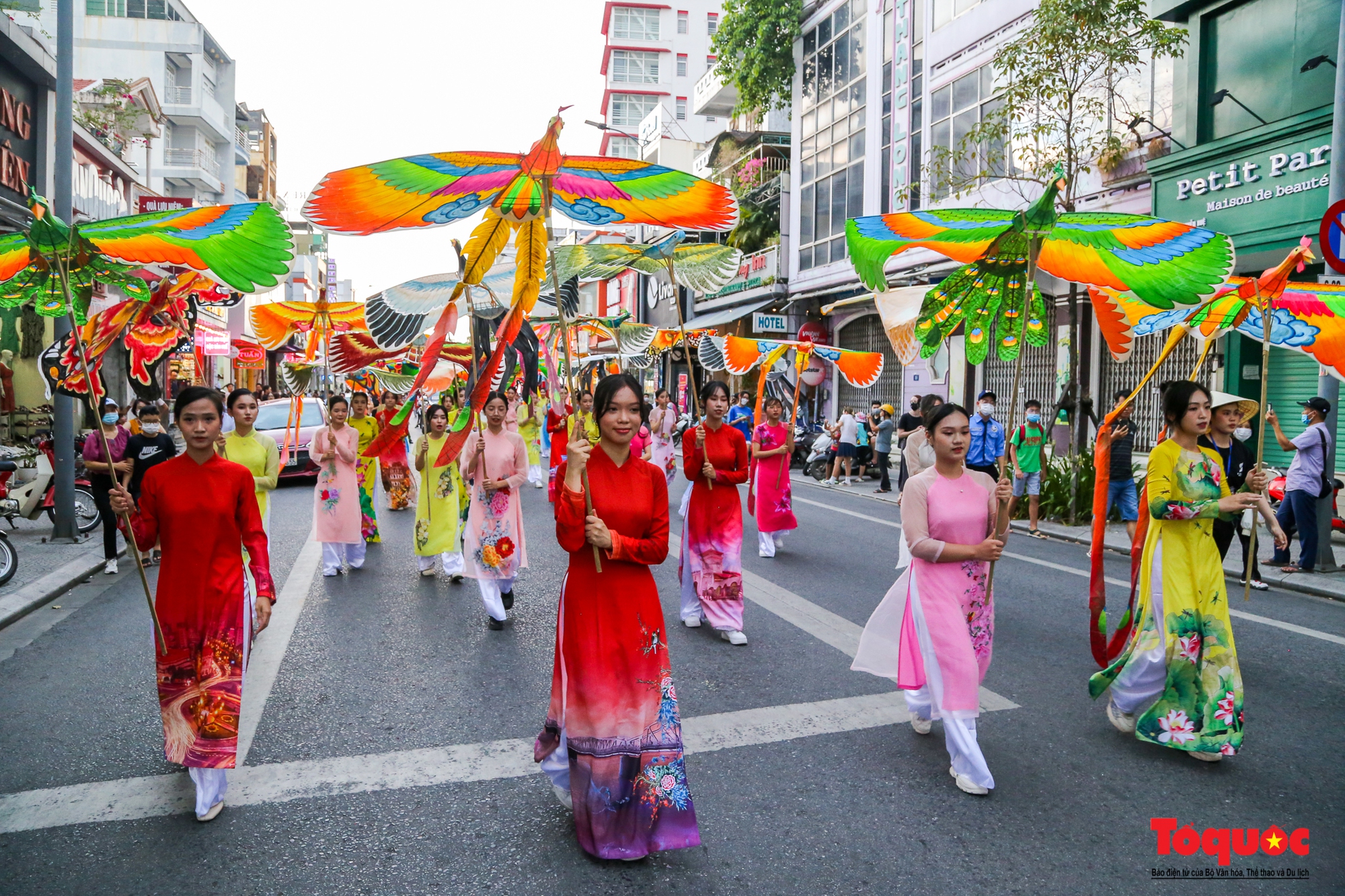 Sôi động lễ hội đường phố “Sắc màu văn hóa” tại Festival Huế - Ảnh 17.