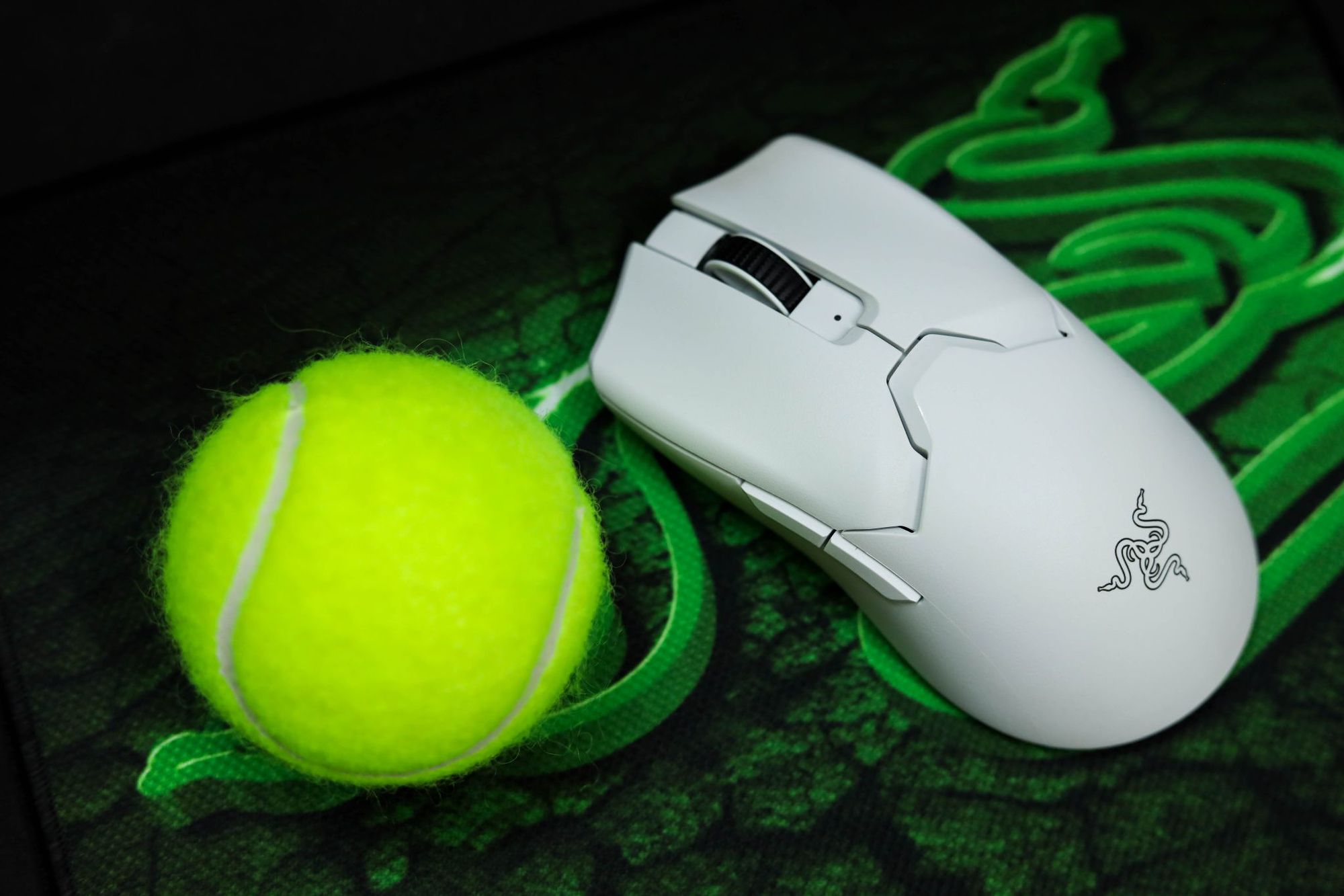 Razer Viper V2 Pro - Chuột siêu nhẹ đưa trải nghiệm gaming lên tầm cao mới - Ảnh 2.