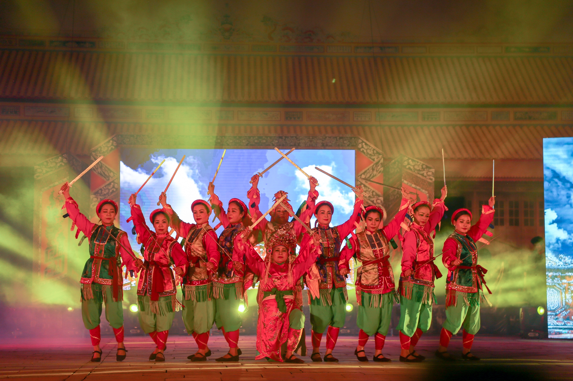 Festival Huế 2022 đem lại cho Thừa Thiên Huế một diện mạo, sức sống mới - Ảnh 7.