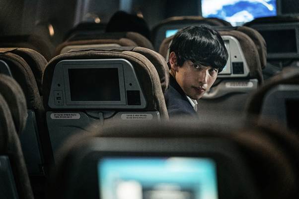 Bom tấn thảm họa dịch bệnh của điện ảnh Hàn Quốc đổ bộ phòng vé Việt, soi dàn diễn viên đã thấy ổn áp - Ảnh 8.