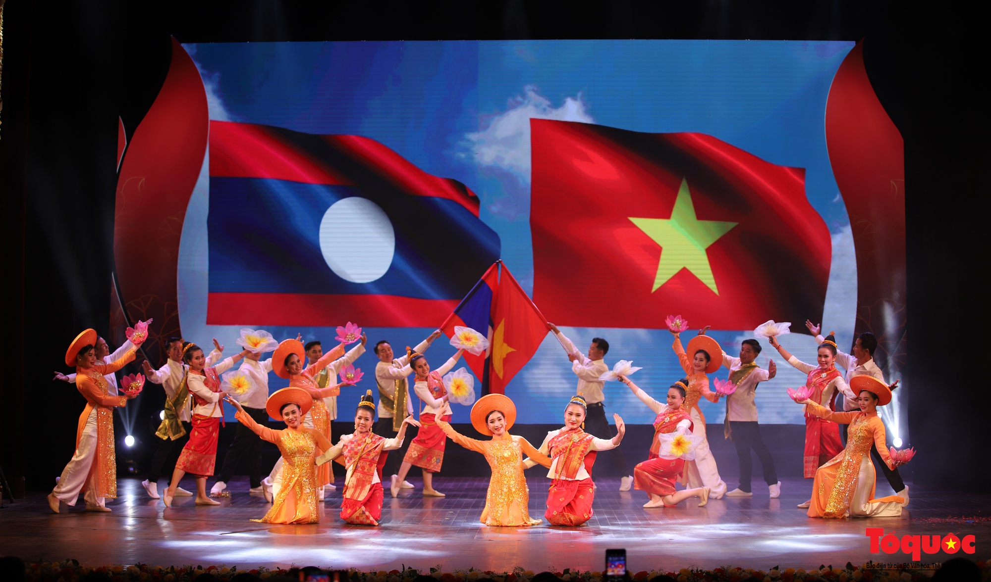 Tuần Văn hóa Lào tại Việt Nam: Đặc sắc chương trình nghệ thuật văn hóa Lào - Ảnh 20.