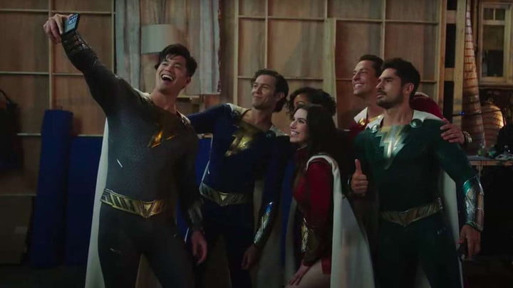 Shazam! 2 tung trailer tràn ngập màu sắc thần thoại nhưng vẫn đầy hài hước, sẵn sàng tái ngộ khán giả - Ảnh 3.