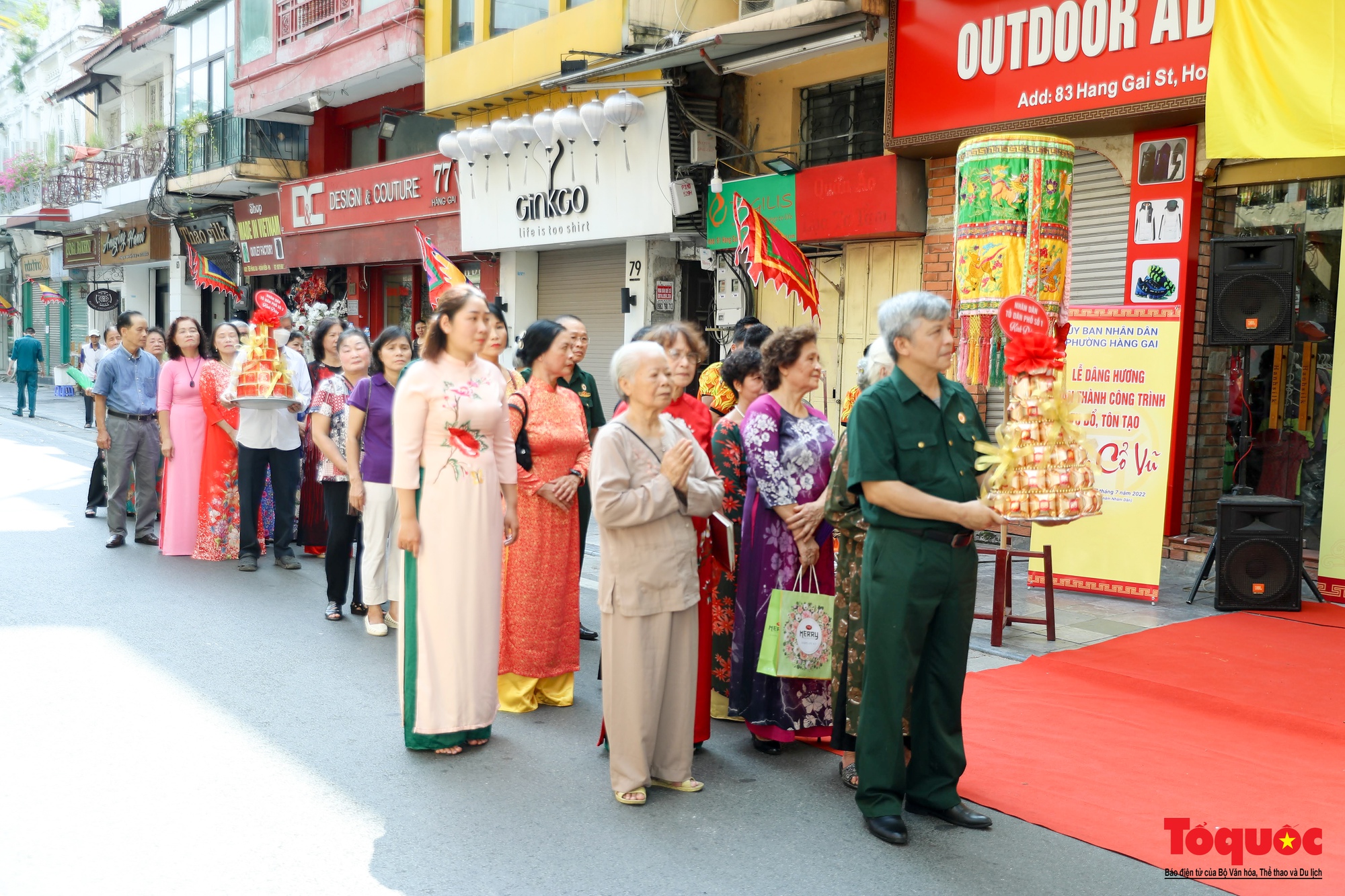 Cận cảnh ngôi đình cổ  trên con phố &quot;tơ lụa&quot; Hà thành - Ảnh 11.