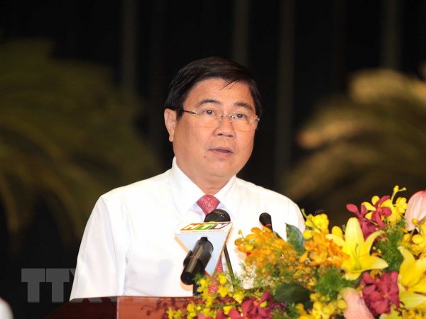 Cảnh cáo nguyên Chủ tịch UBND TP.HCM Nguyễn Thành Phong - Ảnh 1.
