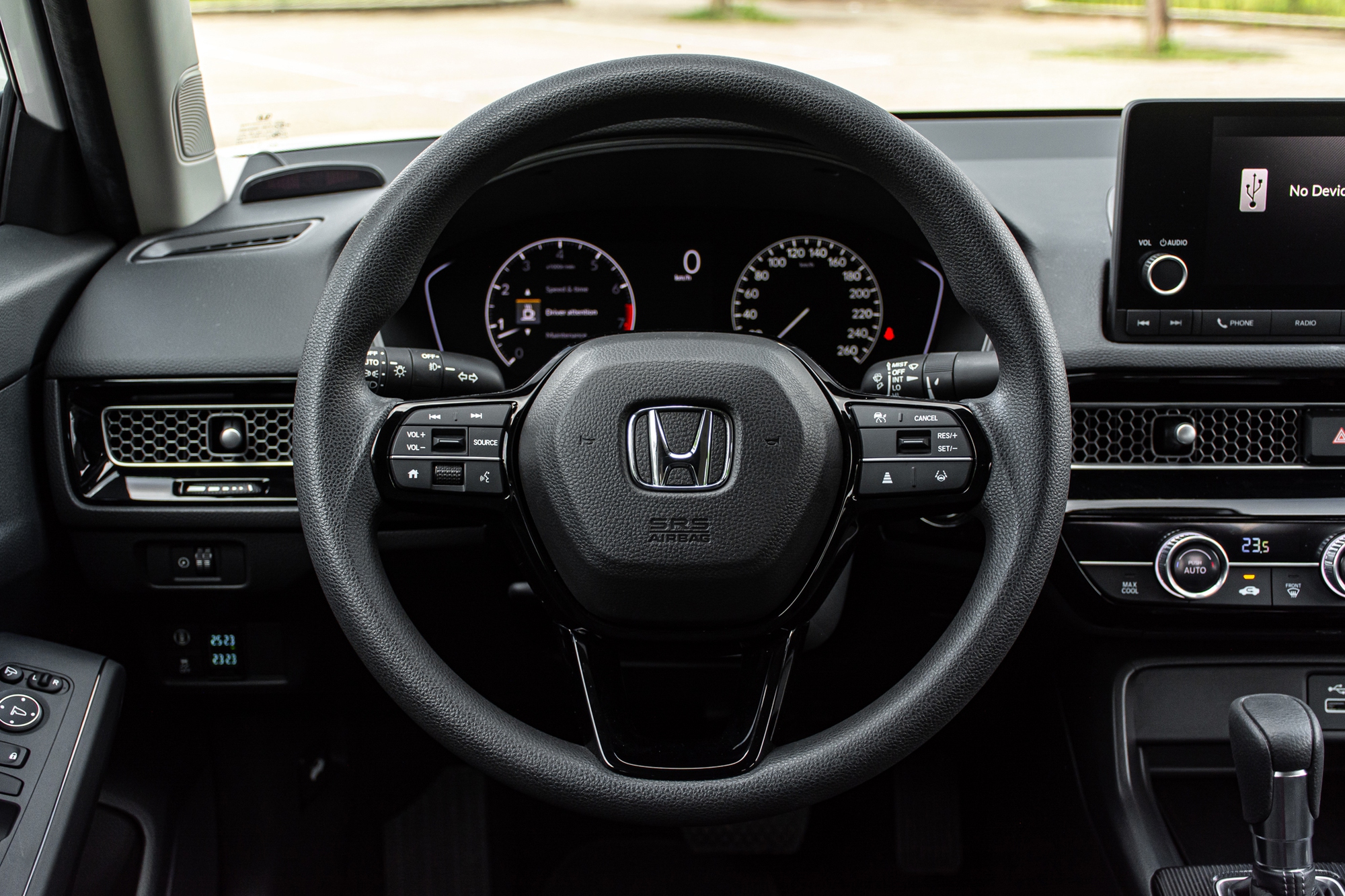 Đánh giá Honda Civic 1.5G 2022: Không dành cho người có gia đình - Ảnh 11.