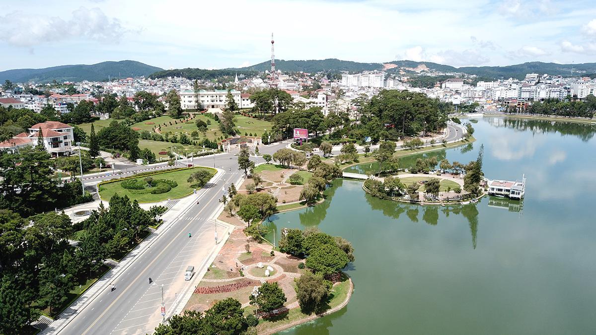 Các doanh nghiệp lớn đầu tư vào Lâm Đồng, bất động sản hưởng lợi - Ảnh 1.