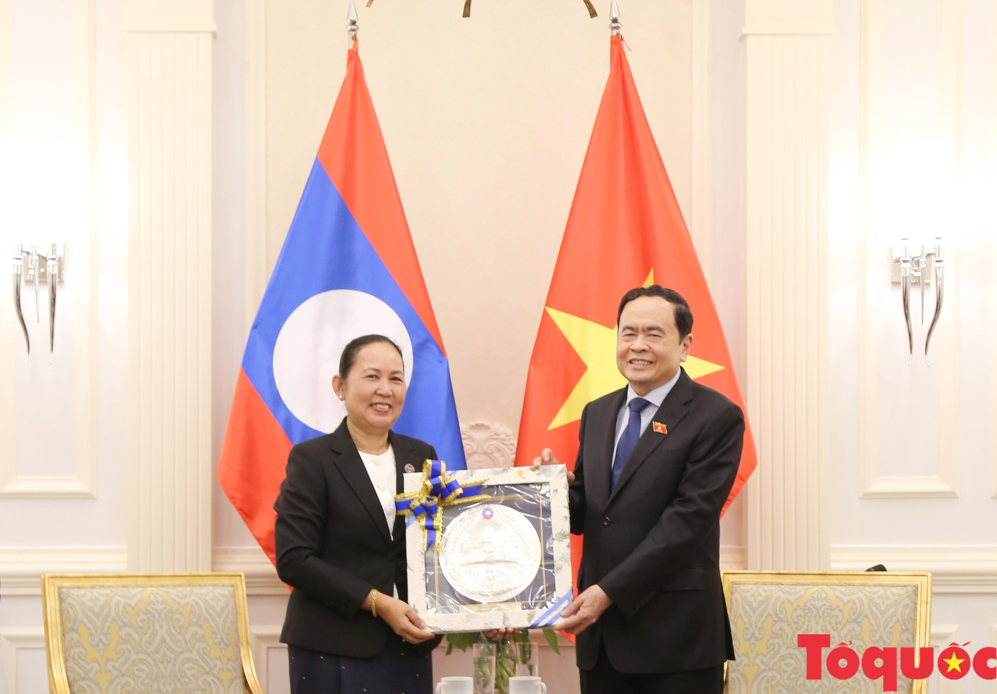 Phó Chủ tịch Thường trực Quốc hội tiếp xã giao Tổng Thư ký Quốc hội Lào - Ảnh 4.