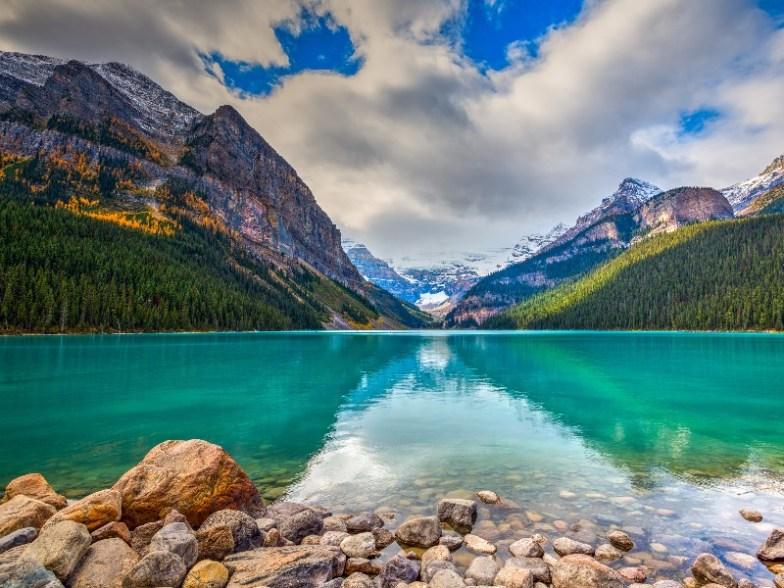 Chuyên trang du lịch nổi tiếng gợi ý 5 điểm đến đẹp nhất vào mùa thu tại Canada - Ảnh 2.