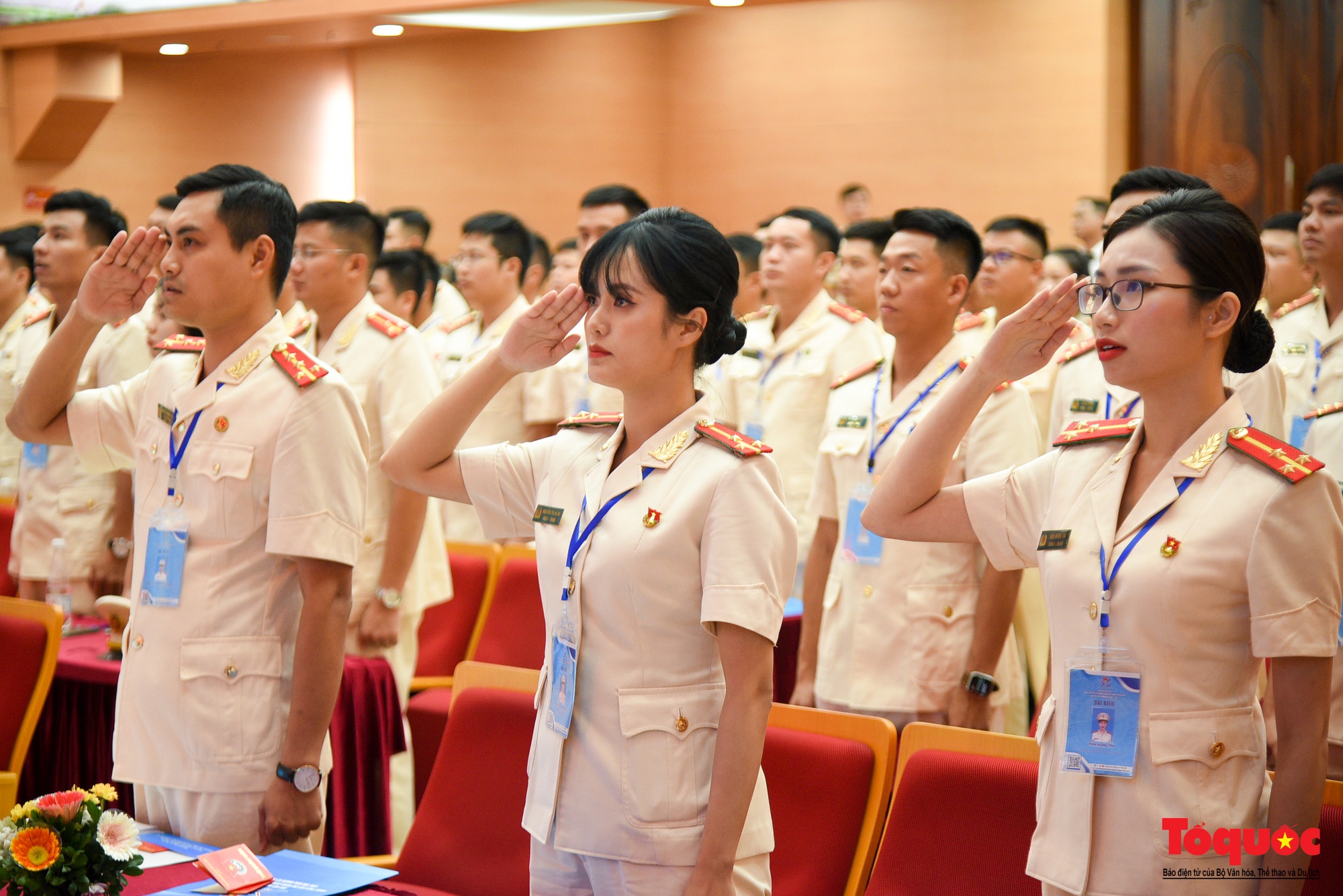 Tuổi trẻ Công an Hà Nội phát huy, học tập gương chiến đấu dũng cảm của các liệt sỹ Cảnh sát PCCC - Ảnh 16.