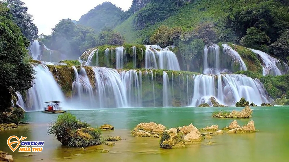 Chuyên trang du lịch bình chọn 9 địa danh đẹp nhất Việt Nam: Có nơi được gọi là &quot;tiểu Paris&quot; - Ảnh 6.