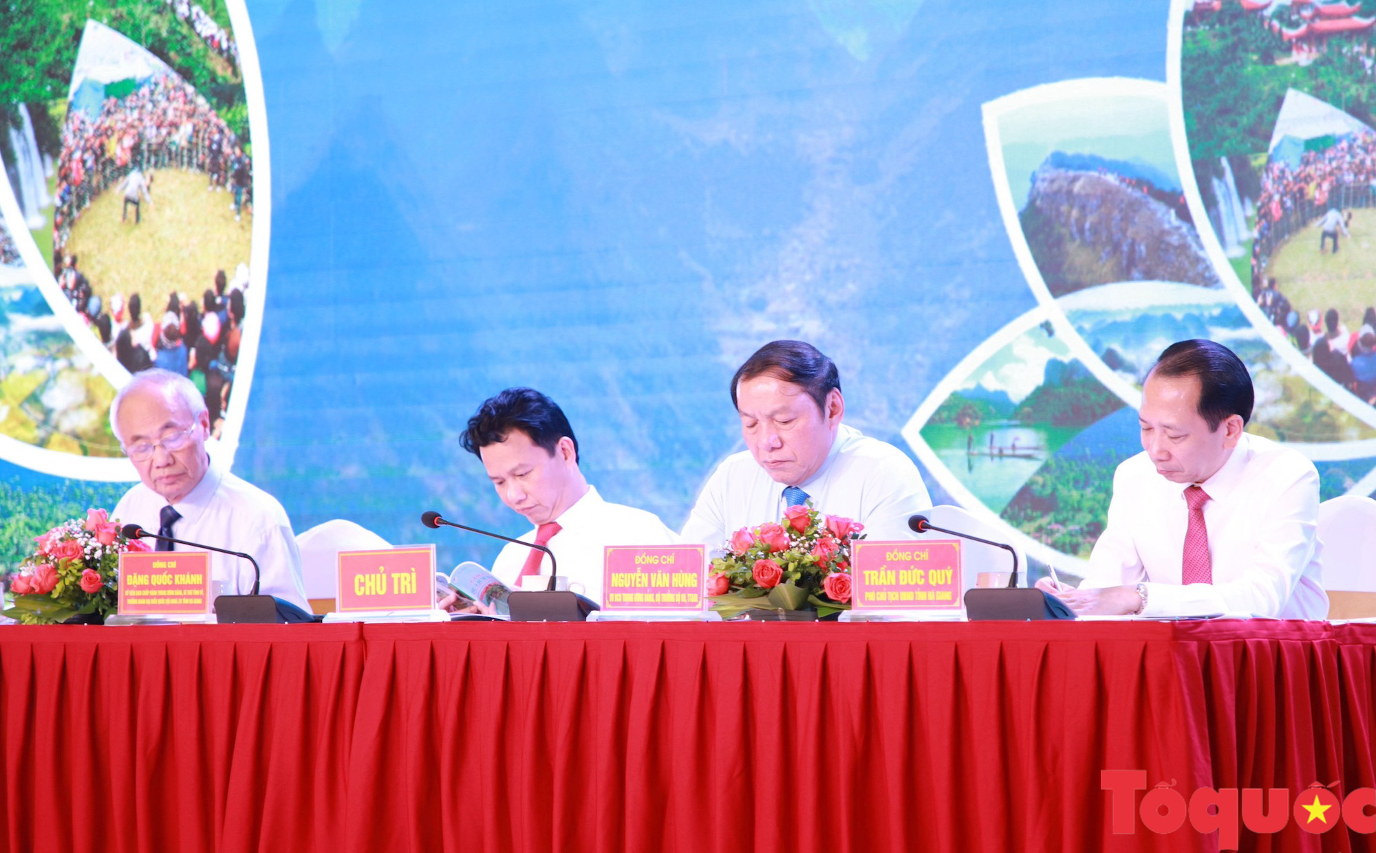 Bộ trưởng Nguyễn Văn Hùng: Phả tránh tình trạng các địa phương có sản phẩm du lịch na ná nhau, đi một tỉnh đã biết toàn vùng - Ảnh 4.