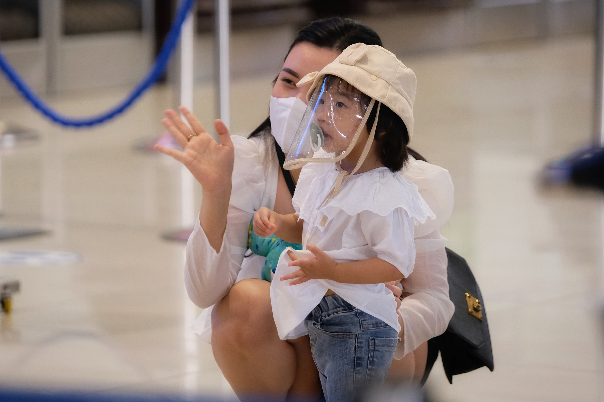 Sân bay Nội Bài dự kiến đón 80.000 khách/ngày dịp nghỉ lễ Quốc khánh, hành khách cần lưu ý những gì khi đi tàu bay? - Ảnh 4.