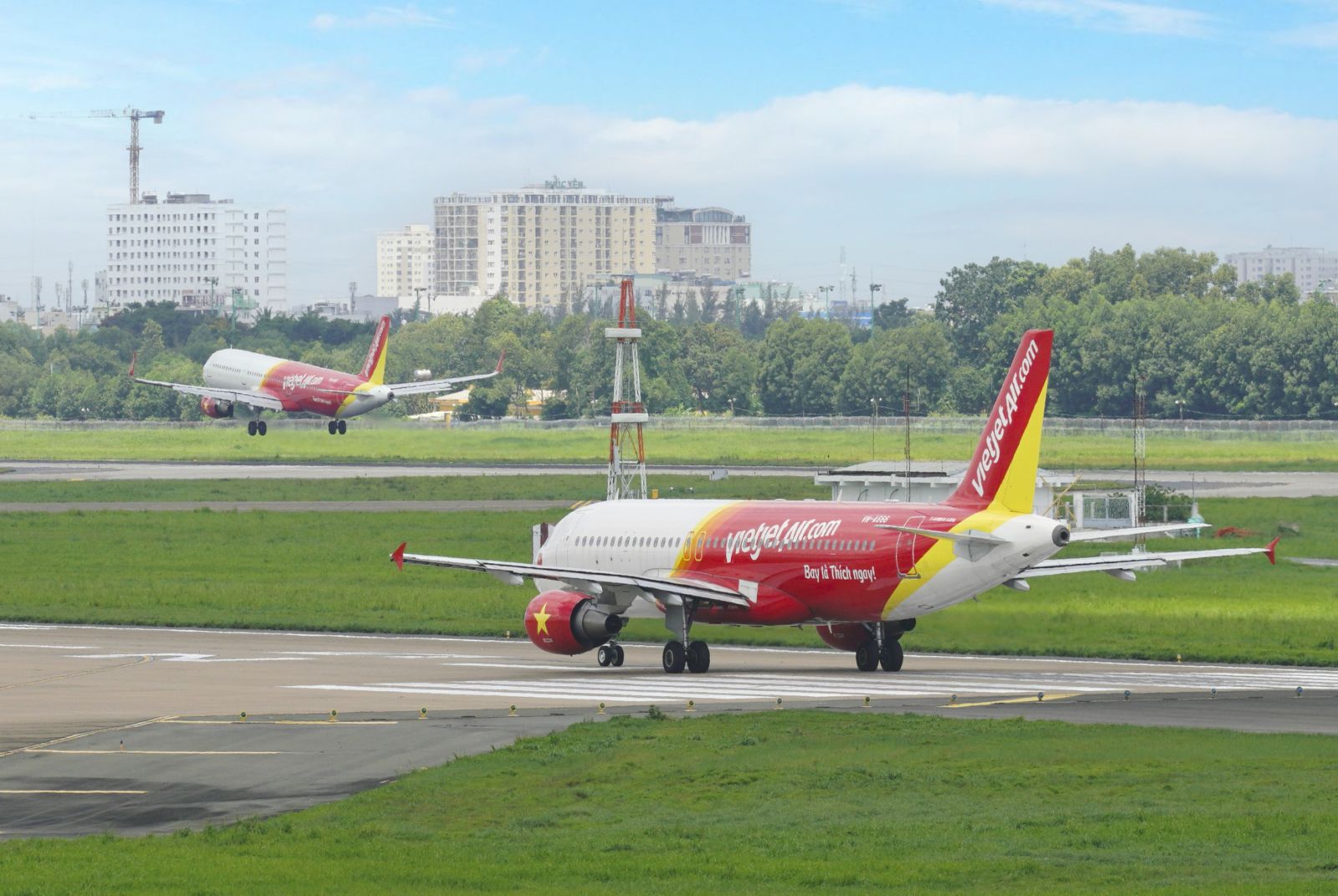 Khám phá Việt Nam tươi đẹp với triệu vé khuyến mãi cùng Vietjet - Ảnh 4.