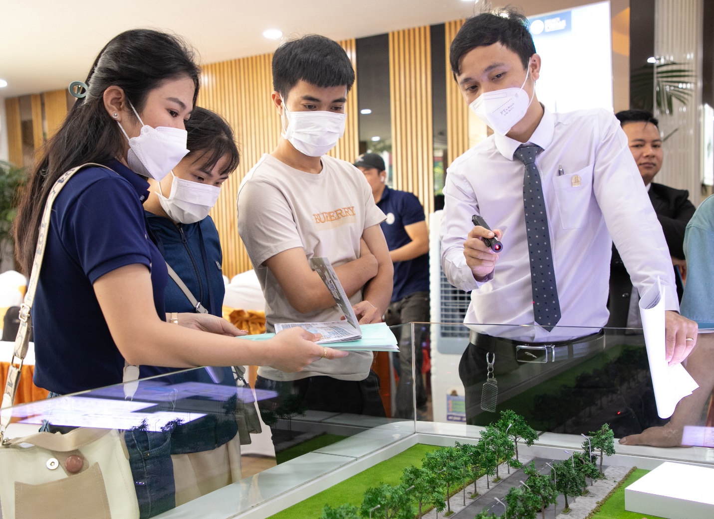 Xu hướng lựa chọn căn hộ diện tích nhỏ, tiện ích hiện đại của giới trẻ - Ảnh 2.