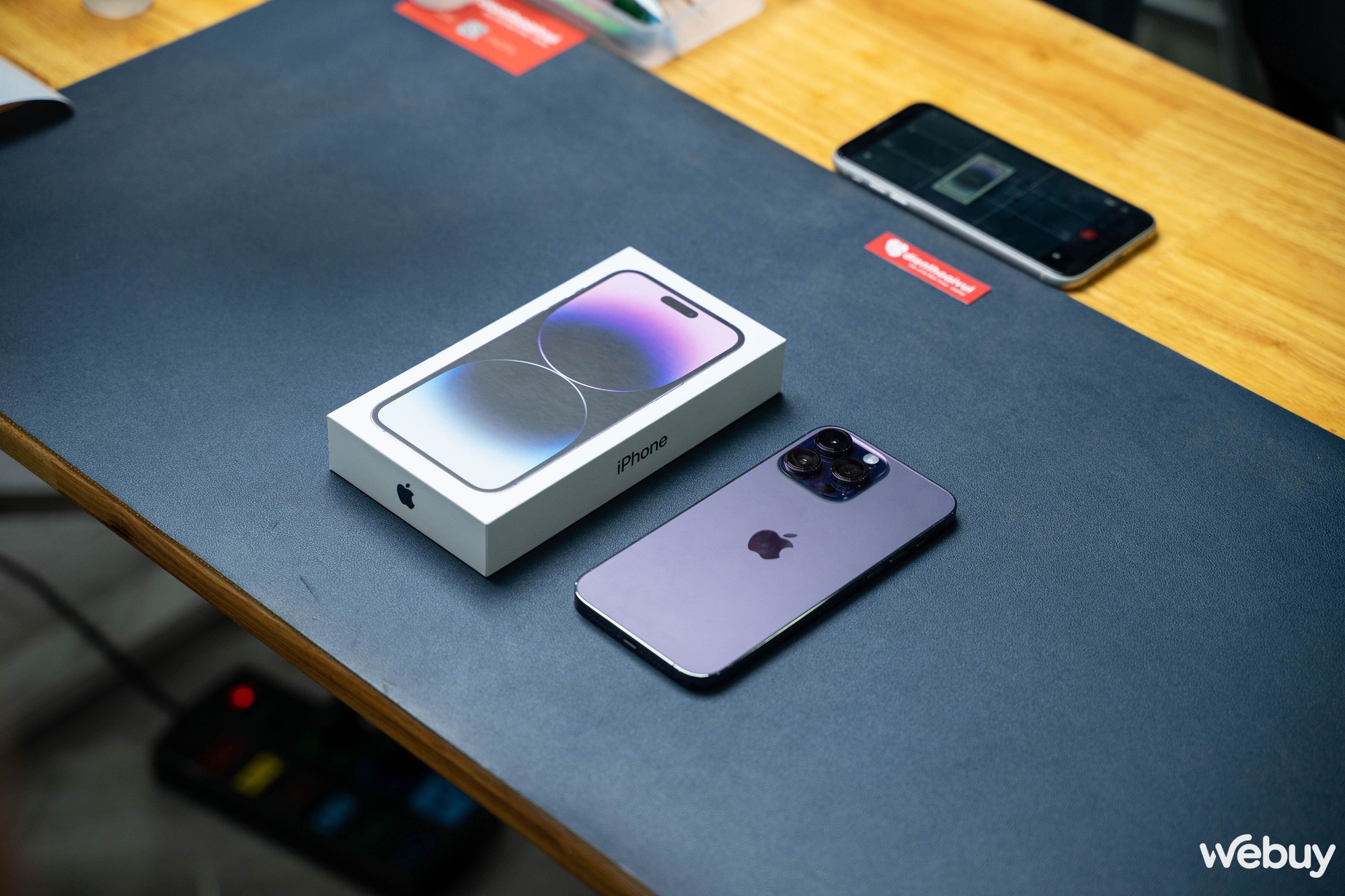 Mổ bụng iPhone 14 Pro Max tại Việt Nam: Smartphone đầu tiên của Apple ...