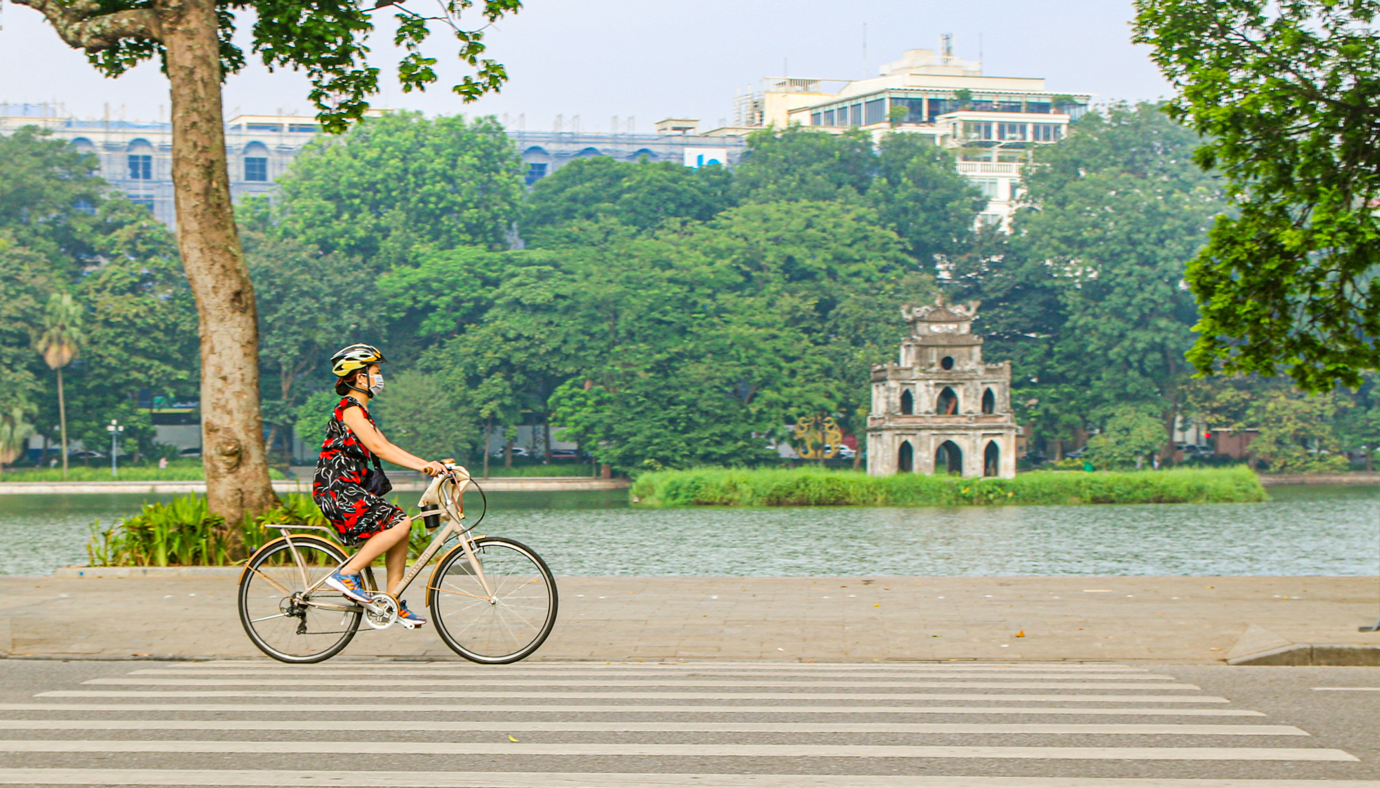 Những con đường lý tưởng dành cho hội mê đạp xe ở Hà Nội  - Ảnh 10.