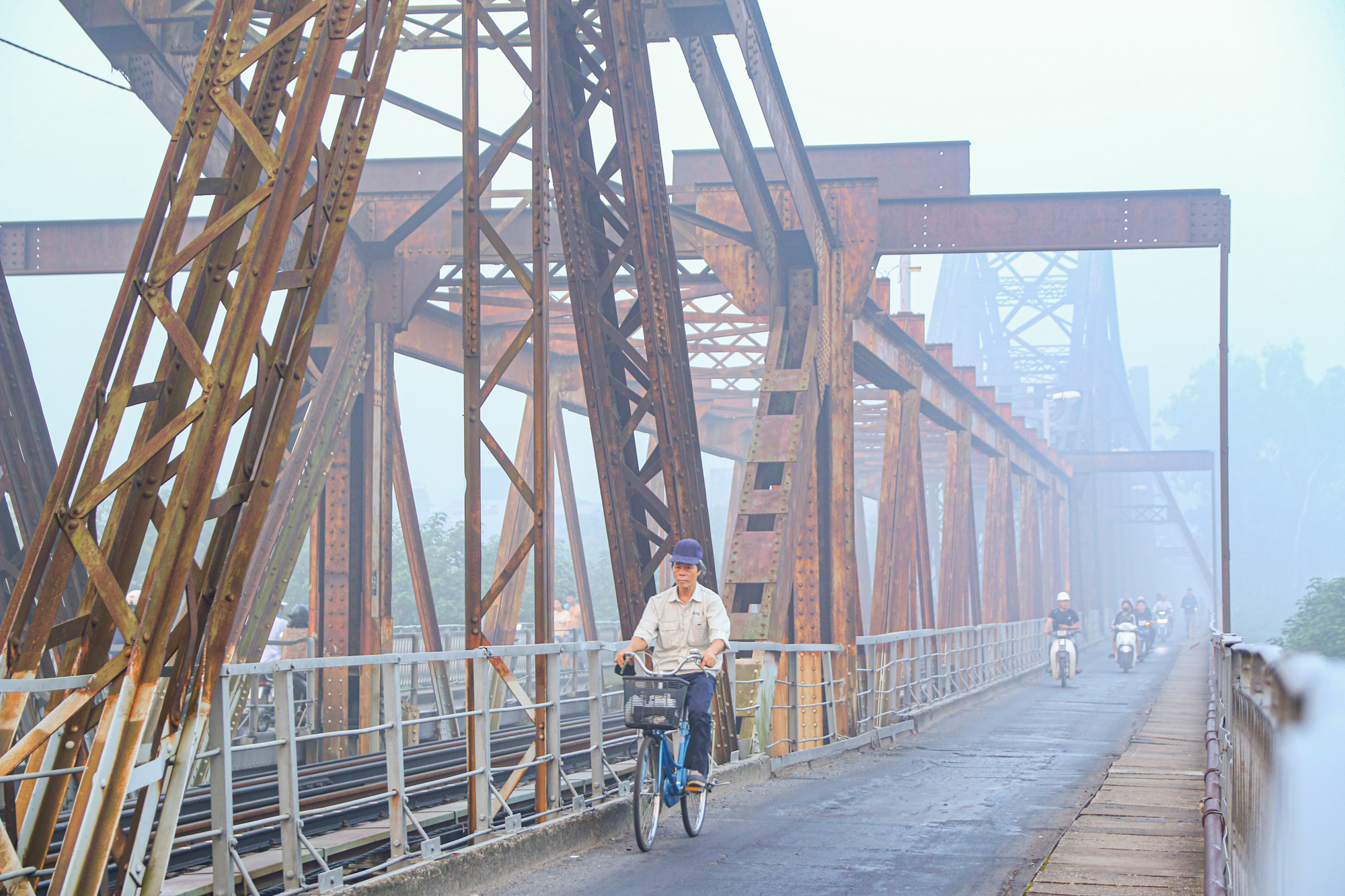 Những con đường lý tưởng dành cho hội mê đạp xe ở Hà Nội  - Ảnh 6.