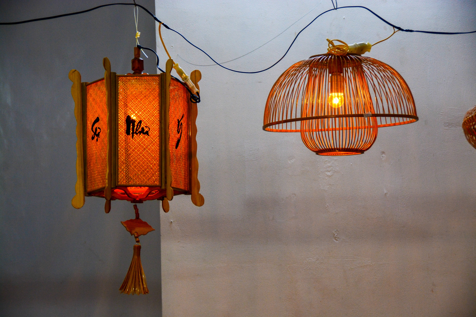 Độc đáo không gian trưng bày 1.000 đèn lồng truyền thống bên dòng sông Hương dịp Tết Trung thu - Ảnh 8.