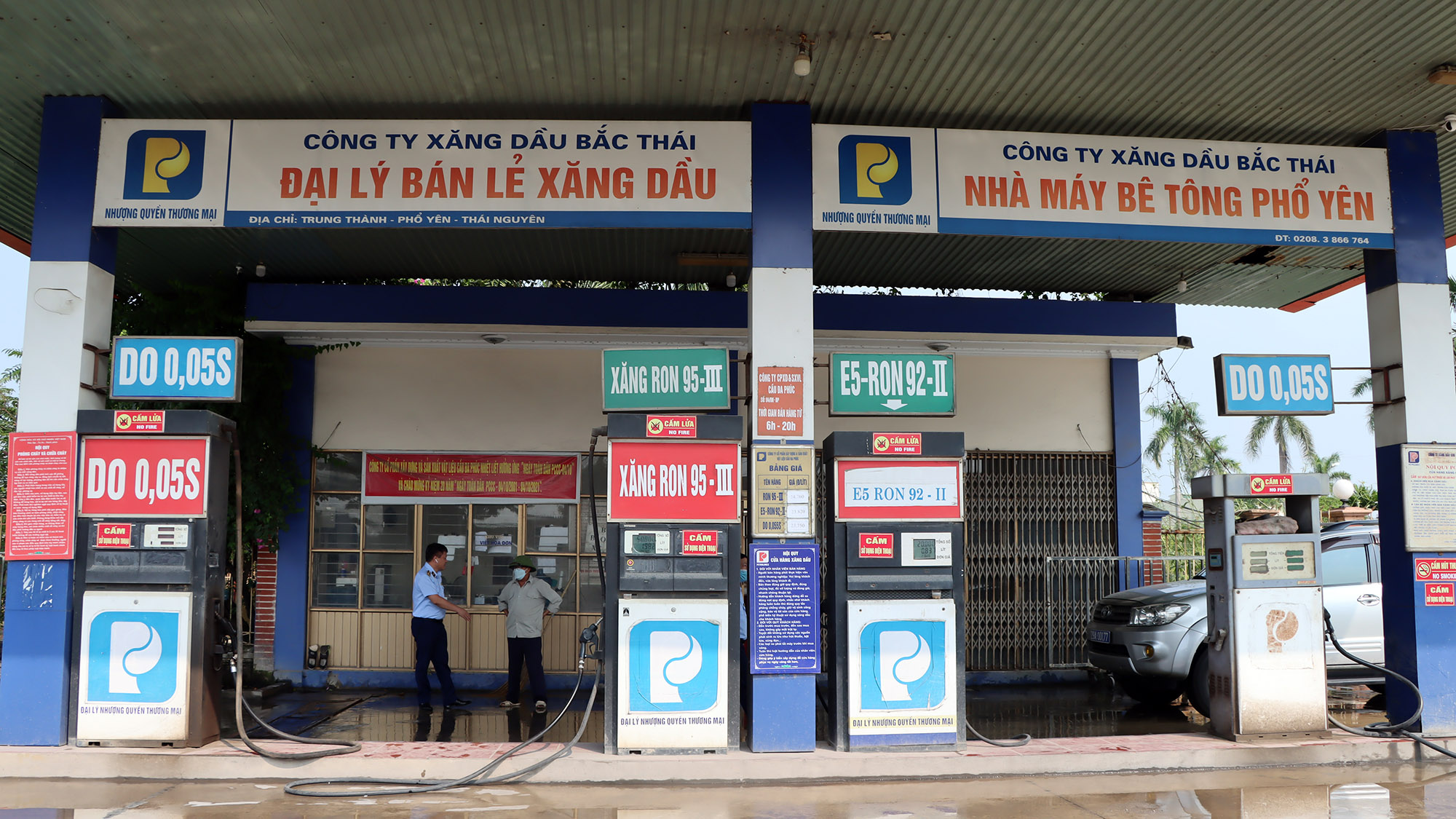 Tổng cục Quản lý thị trường &quot;ra quân&quot; giám sát 21 cửa hàng xăng dầu tại Hà Nội, Vĩnh Phúc, Thái Nguyên  - Ảnh 9.