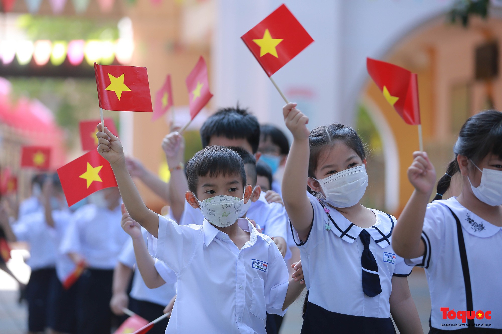 Hơn 275.000 học sinh Đà Nẵng dự khai giảng trực tiếp năm học 2022-2023 - Ảnh 7. Hơn 275.000 học sinh Đà Nẵng dự khai giảng trực tiếp năm học 2022-2023 - Ảnh 7.