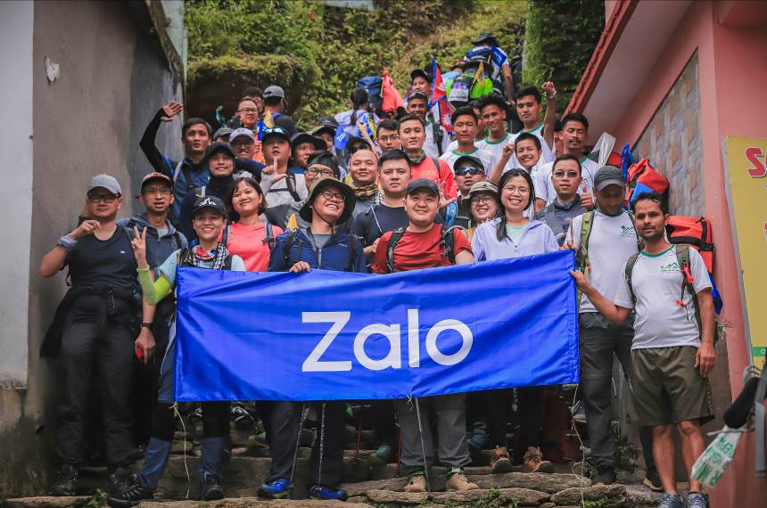 Zalo Group chinh phục đỉnh Poon Hill mừng sinh nhật - Ảnh 6.