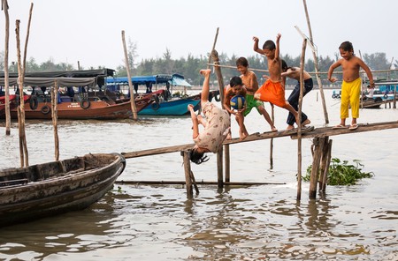 Khách Tây đúc kết những thứ trẻ con Việt Nam ai cũng thích: Nhiều điều vô cùng độc đáo - Ảnh 6.