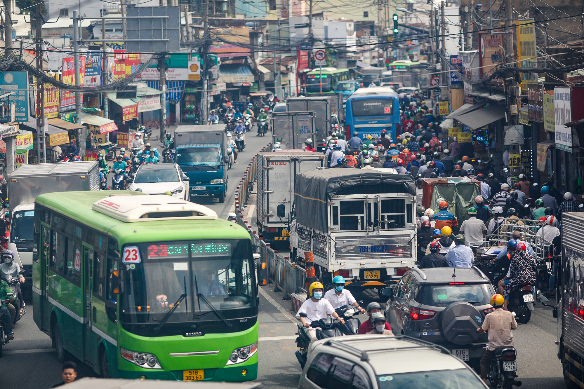 Tuyến metro 2 tỷ USD, 12 năm chưa giải phóng xong mặt bằng  - Ảnh 12.