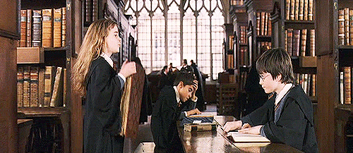 Hóa ra đây là cách dàn sao nhí Harry Potter giải quyết chuyện học: Khán giả được &quot;giải bài tập&quot; cùng suốt bao năm mà chẳng hay biết! - Ảnh 3.