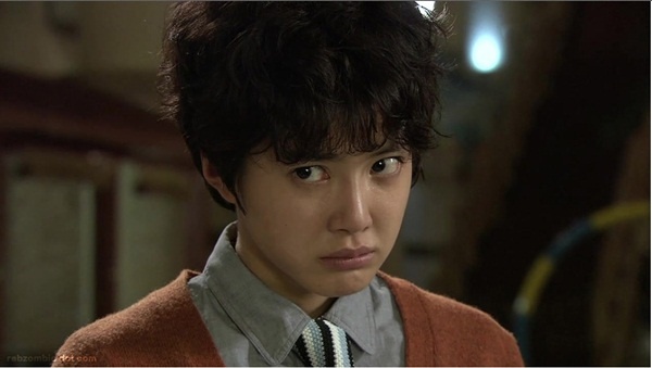 Sao Hàn và những kiểu tóc xấu đáng nhớ trên màn ảnh: Cái tên cuối &quot;học hỏi&quot; Song Hye Kyo - Ảnh 6.