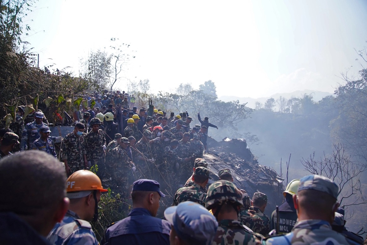 Toàn cảnh vụ máy bay rơi ở Nepal: Vụ tai nạn hàng không thảm khốc nhất tại quốc gia Nam Á trong 30 năm, tiếng kêu cứu tuyệt vọng vào phút cuối - Ảnh 5.