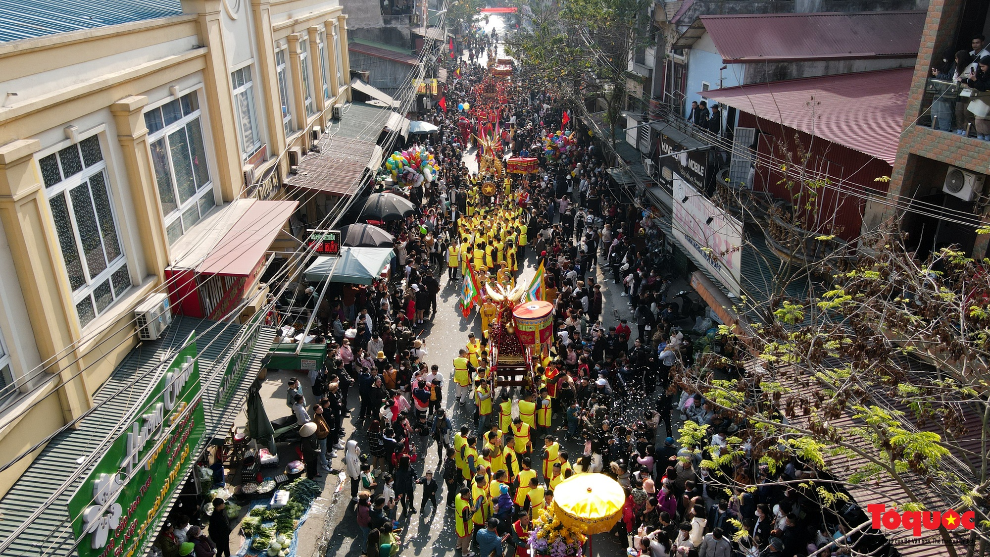 Tưng bừng, rộn ràng lễ hội rước pháo khổng lồ ở làng Đồng Kỵ - Ảnh 9.