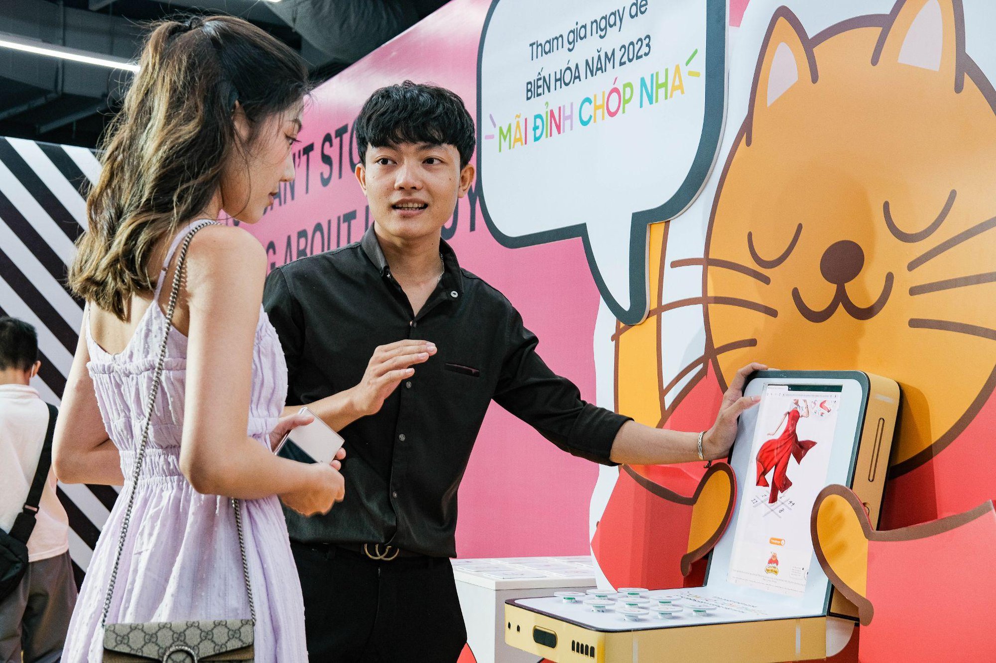 Giới trẻ tìm đến &quot;Biến số tùy Z&quot; xin giải đáp xem “mình còn thiếu điều gì cần hoàn thiện” - Ảnh 1.