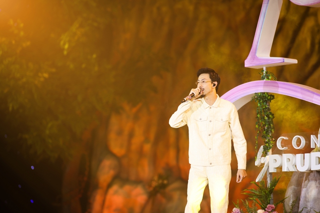 Mỹ Tâm, Đen Vâu, Song Luân và Lâm Bảo Ngọc thăng hoa tại An Concert: Bữa tiệc âm nhạc chữa lành ngay dưới thác nước - Ảnh 5.