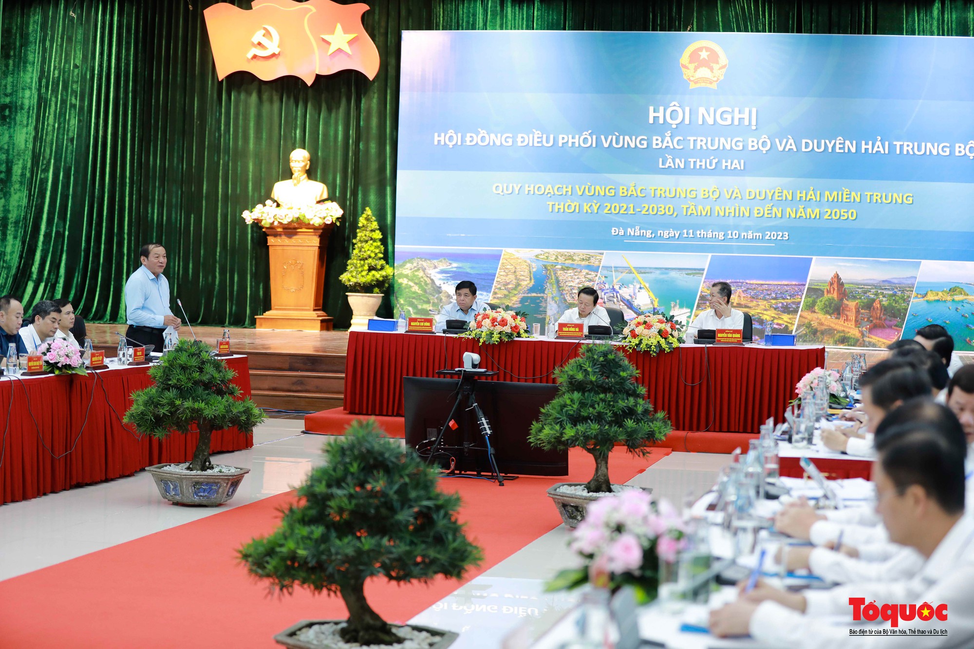 Bộ trưởng Bộ VHTTDL Nguyễn Văn Hùng: Quy hoạch vùng phải chú trọng phát triển du lịch văn hóa - Ảnh 4.