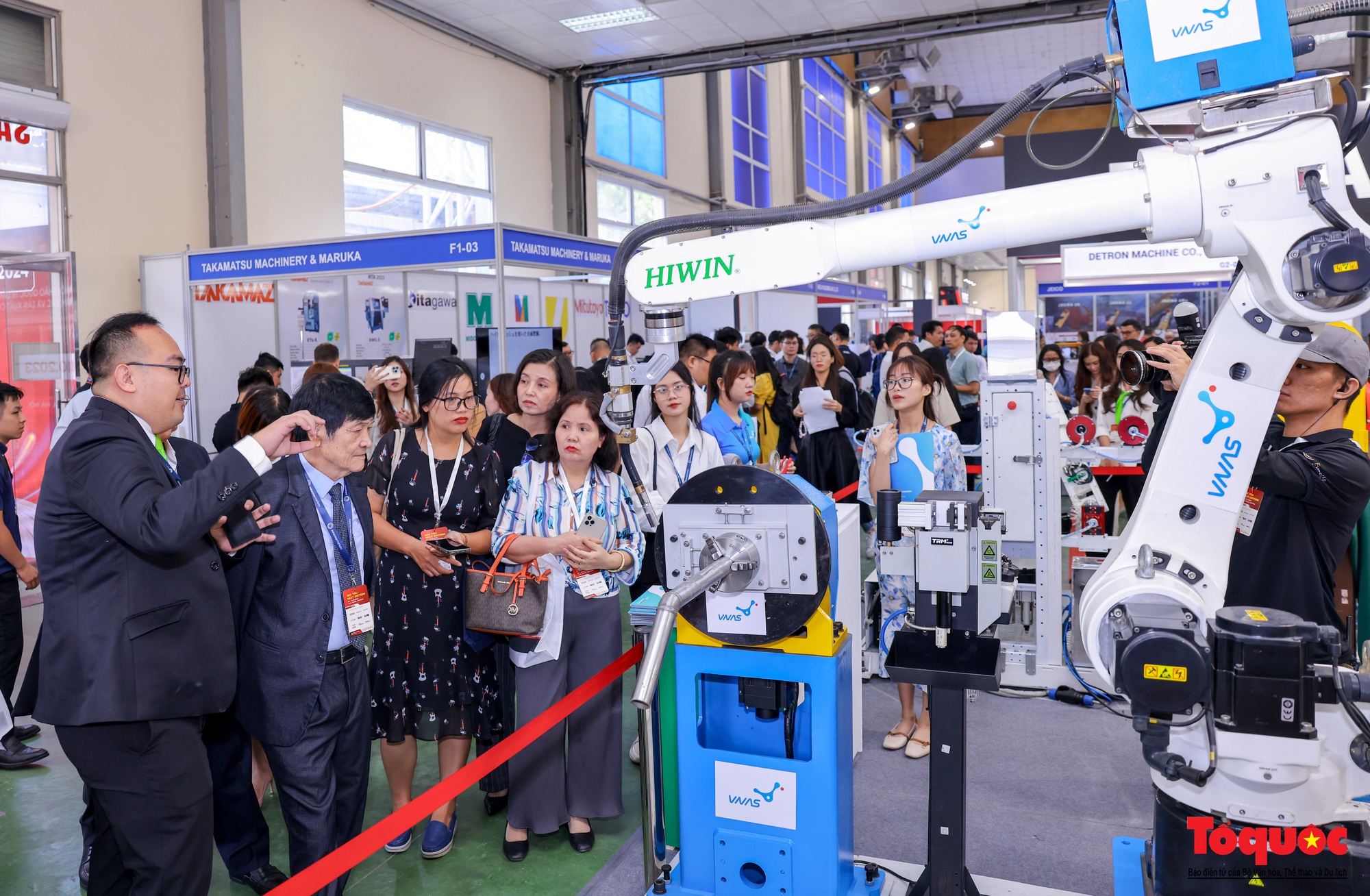 Gần 200 nhà sản xuất trưng bày tham gia Triển lãm quốc tế hàng đầu về ngành cơ khí - Ảnh 3.