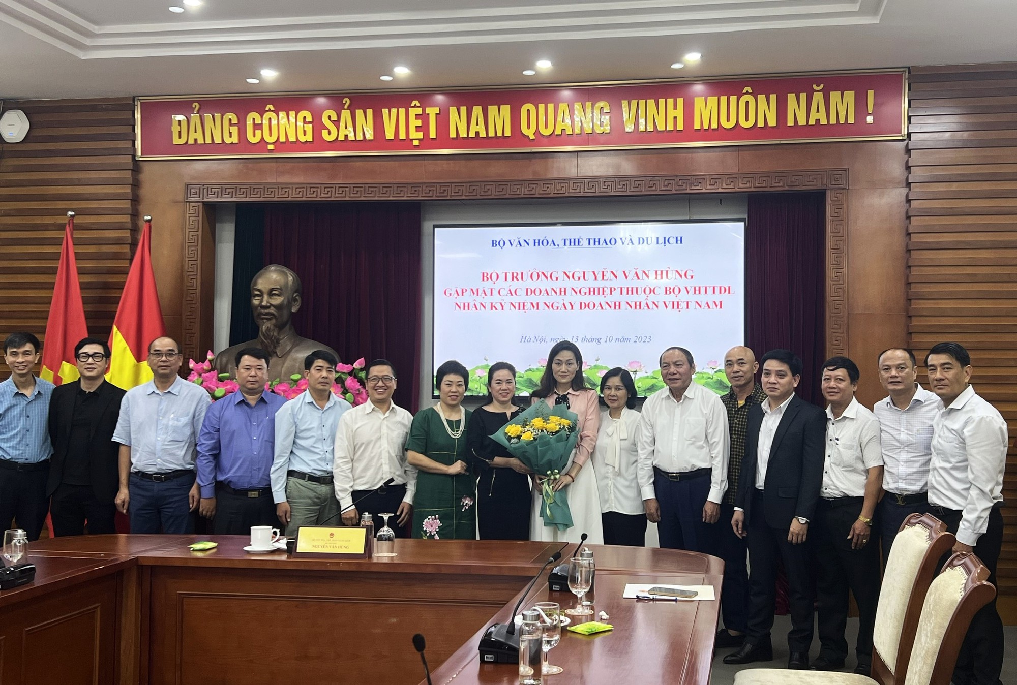 Bộ trưởng Nguyễn Văn Hùng: Doanh nghiệp thuộc Bộ VHTTDL phải có tầm nhìn, tư duy mới để kiến tạo và phát triển - Ảnh 6.