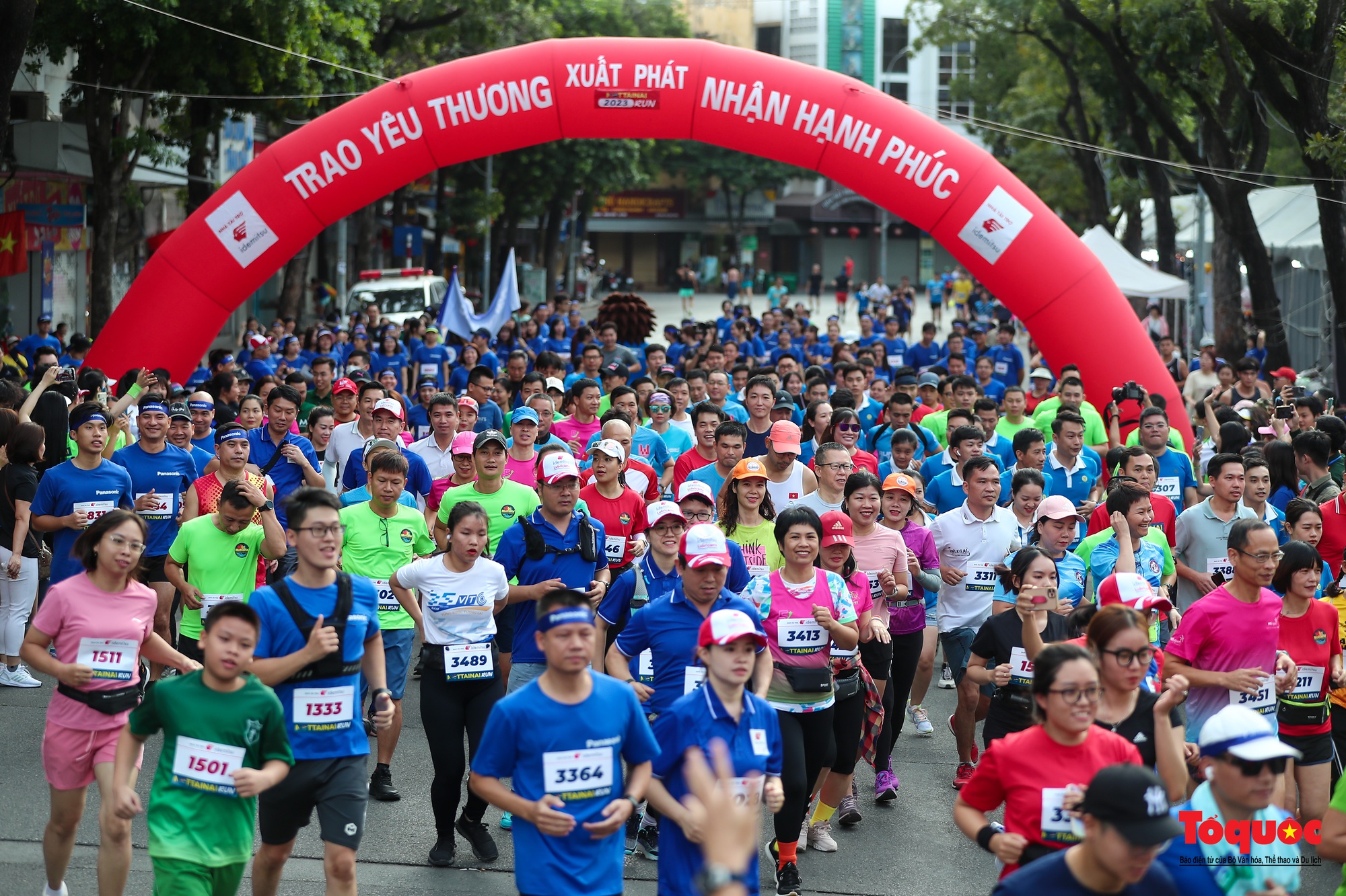 Hàng ngàn VĐV tham gia giải chạy Mottainai Run 2023 giúp đỡ các em nhỏ có hoàn cảnh khó khăn - Ảnh 5.