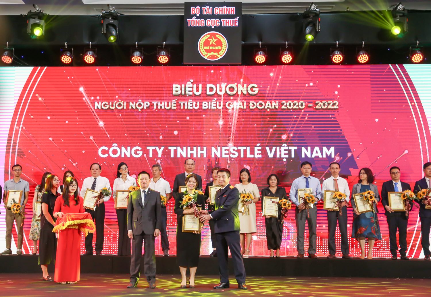 Nestlé Việt Nam tiếp tục được biểu dương vì thành tích đóng góp vào ngân sách nhà nước - Ảnh 1.
