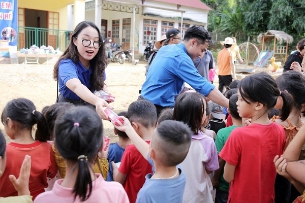Vinamilk đồng hành cùng dự án Phát triển báo chí Việt Nam, tổ chức nhiều lớp tập huấn cho phóng viên - Ảnh 4.