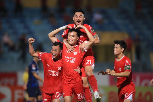Hàng loạt ngôi sao tuyển Việt Nam lọt danh sách đề cử Quả bóng vàng 2023 nhưng vắng Văn Quyết, Văn Toàn - Ảnh 1.